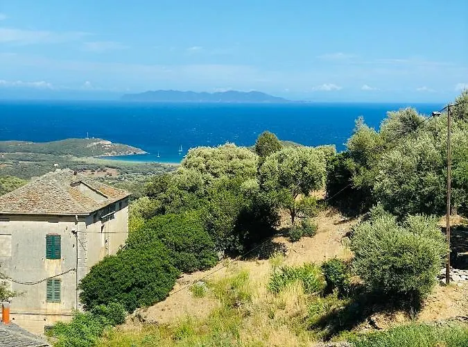 Hotell U Sant'agnellu 3*