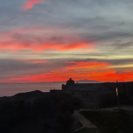 Hotel U Sant'agnellu 3*